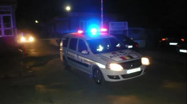 Urmărire ca-n filme pe străzile Capitalei! Polițiștii au oprit un șofer minor cu 17 focuri de armă