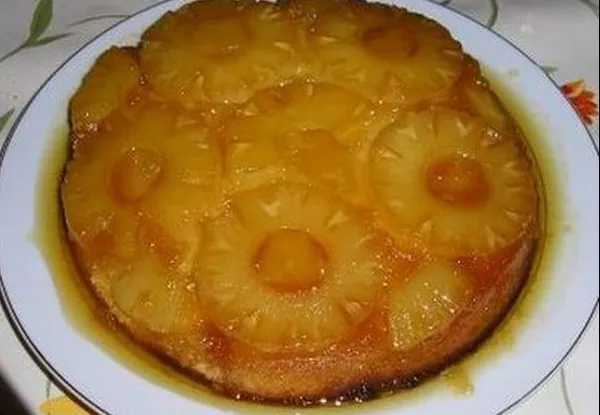REȚETE DE POST. Prăjitură de post cu ananas. Rețeta specială pentru pofticioși