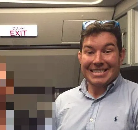 Ce a făcut un ostatic din avionul egiptean deturnat de un ”pirat al aerului”. E strigător la cer