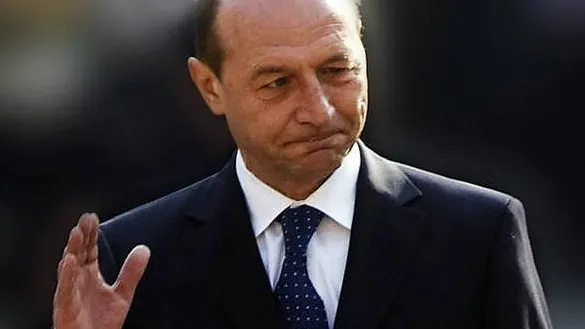 Traian Băsescu trece prin momente grele. Se află sub strictă supraveghere medicală