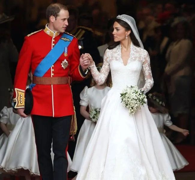 Prințul William și Kate Middleton aniversează, vineri, 5 ani de căsnicie. Mariajul lor, în imagini
