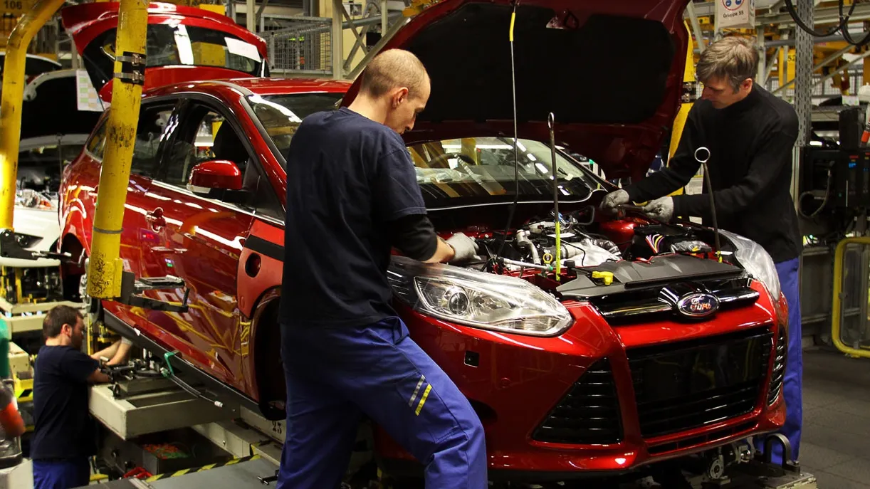 Un nou scandal în industria auto. Ford recheamă peste 800.000 de maşini
