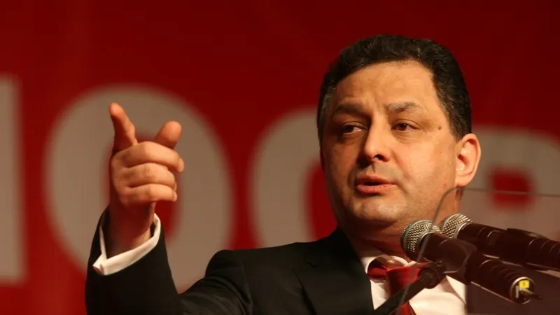 Marian Vanghelie strânge semnături pentru candidatura sa la alegerile locale