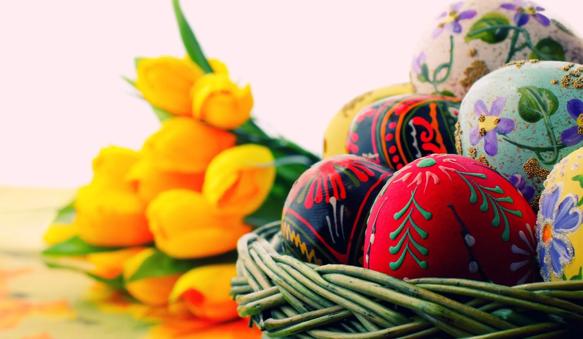 MESAJE PAŞTE FERICIT. HRISTOS A ÎNVIAT! MESAJE pe care le poţi trimite celor dragi de PAŞTE