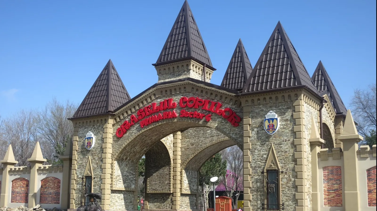 Primarul Sectorului 4 a sistat lucrările la ”Memorialul Colectiv” din Parcul Lumea Copiilor