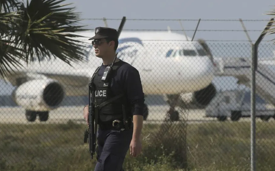 Au fost găsite cutiile negre ale avionului EgyptAir. Ce se știe până acum despre tragedie
