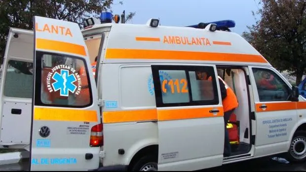 Accident cumplit în Reşiţa. Patru persoane, rănite grav