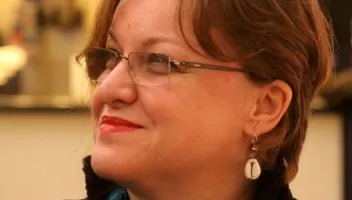 Corina Şuteu, propusă la ministerul Culturii, organiza petreceri la Cannes pe banii statului