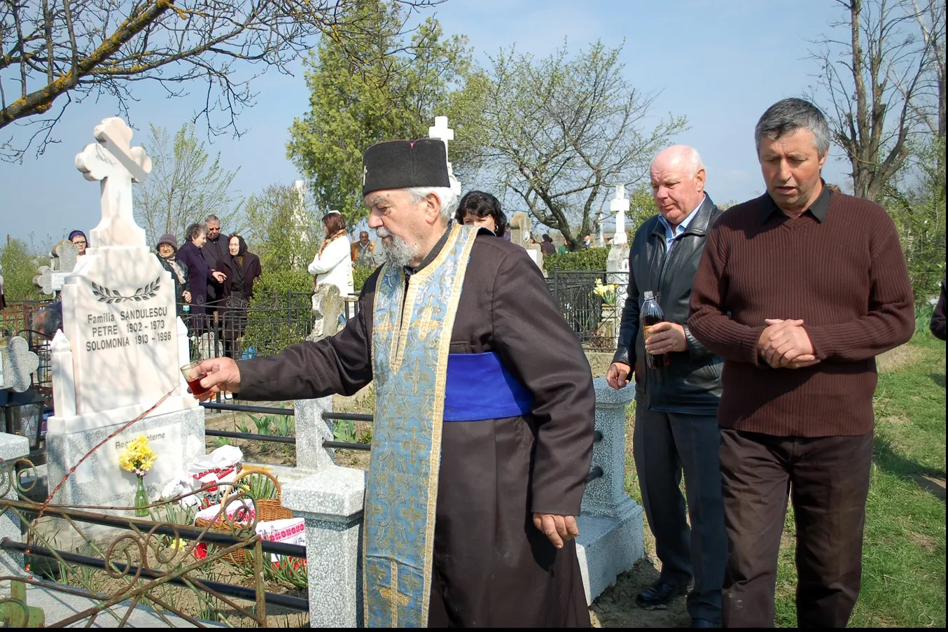 Paștele Blajinilor. Tradiții și obiceiuri. Ce nu ai voie să faci astăzi ca să-ți meargă bine