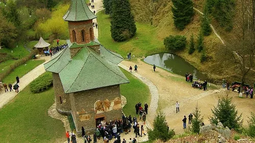 Întâmplare șocantă la Mănăstirea Prislop: ”I s-au dat ochii peste cap”