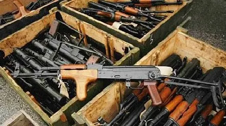 România a vândut armament grupărilor implicate în războiul din Siria, inclusiv SI! Reacția MAE