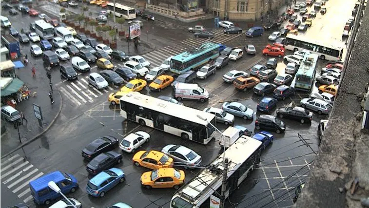 Trafic restricţionat în Bucureşti. Circulaţia va avea de suferit