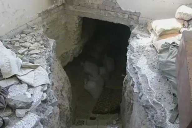 Cum arată tunelurile secrete ale ISIS. Armata irakiană a rămas șocată. Ce a descoperit