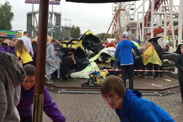 11 răniţi într-un parc de distracţii din M. Britanie. Martorii, îngroziţi: "E un carnagiu!"