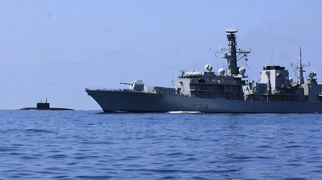 MOSCOVA SFIDEAZĂ. Submarin rusesc, interceptat în Canalul Mânecii de o fregată britanică