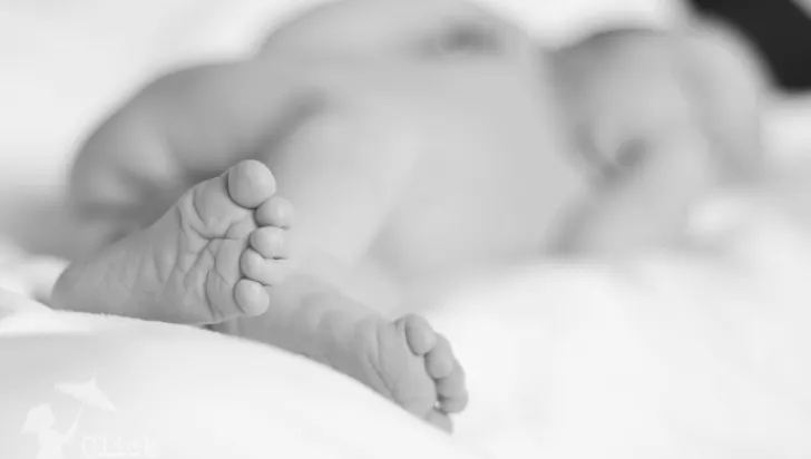 Înfiorător! Cum arată copilul născut de o femeie care a băut, fumat şi s-a drogat pe durata sarcinii