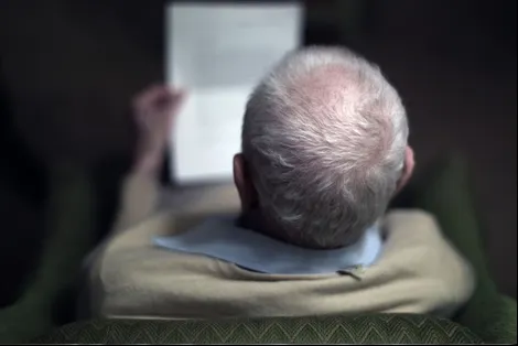 Cum arată cel mai bătrân tată din România. Are 81 de ani și o fetiță de 5 ani