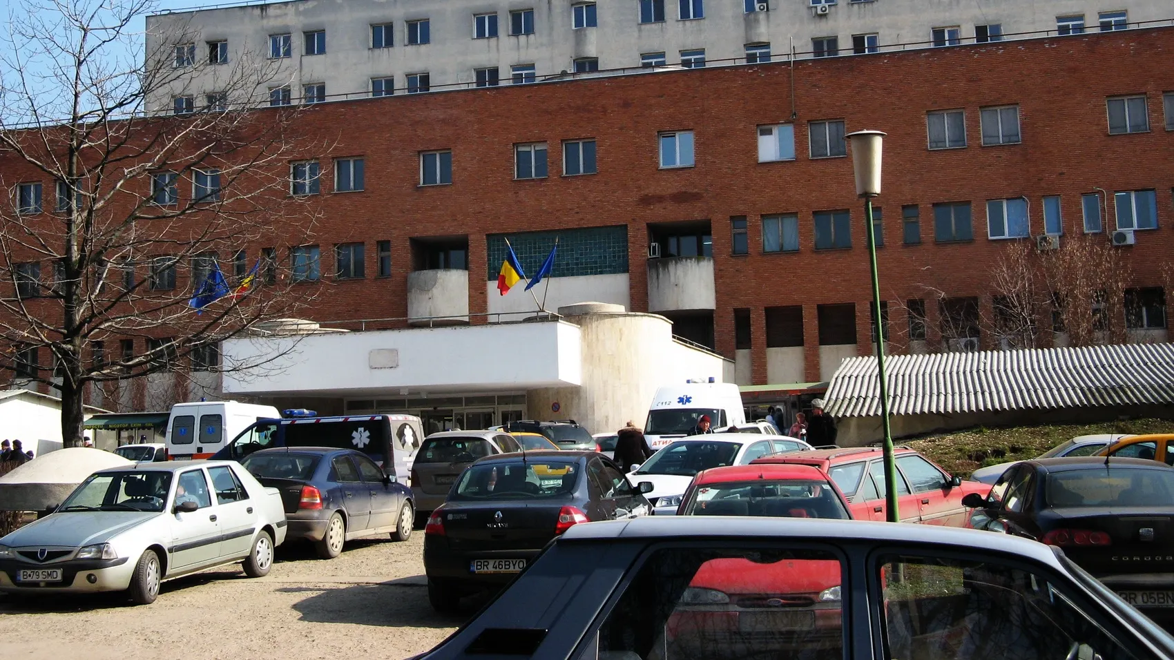 Şeful Institutului Oncologic Bucureşti îşi stabilea mita prin bileţele de tip "post-it"