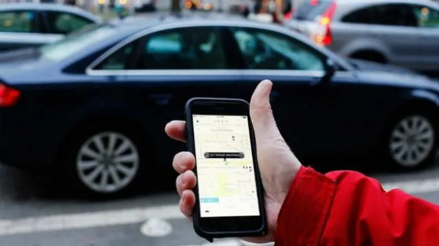 Traficul auto, spionat. UBER a dezvoltat o tehnologie care poate urmări șoferii