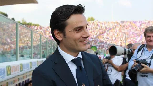 Este oficial! Este antrenorul echipei AC MILAN 