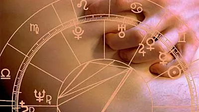 Zodiile care se potrivesc cel mai bine în pat