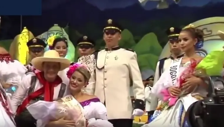 Moment JENANT la un concurs de MISS: ce a făcut concurenta de pe locul al doilea