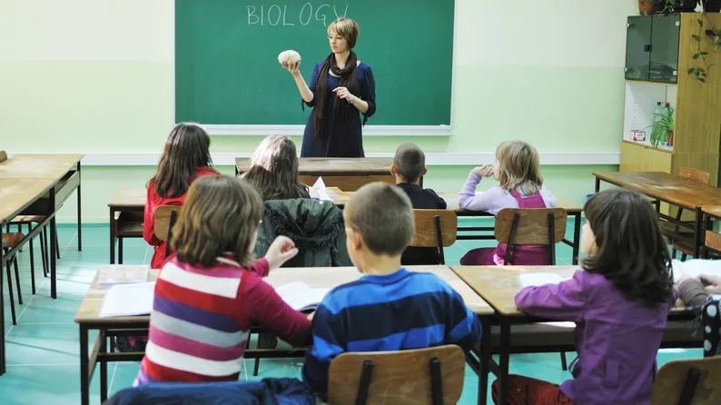 Atenţie părinţi! Nota 10 nu garantează nici pe departe succesul unui elev