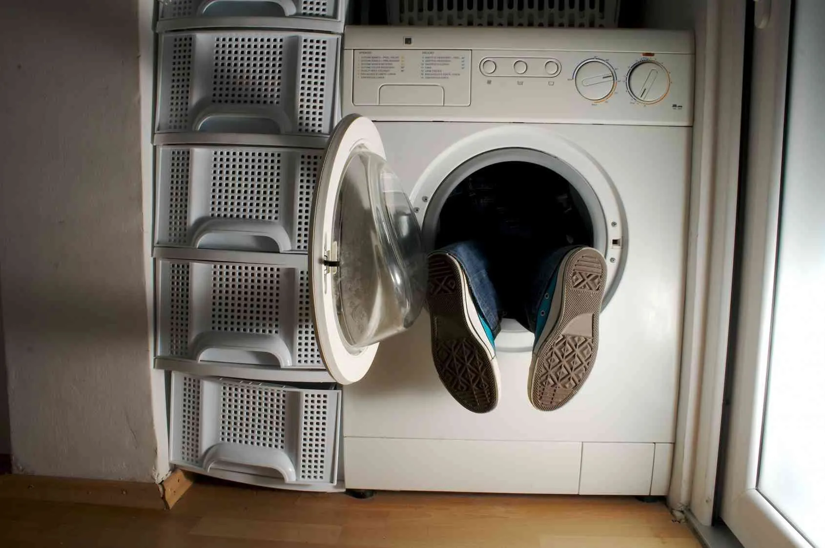 eMAG – Stock Busters – Masini de spalat rufe la oferta. Reduceri mari la lichidare de stoc