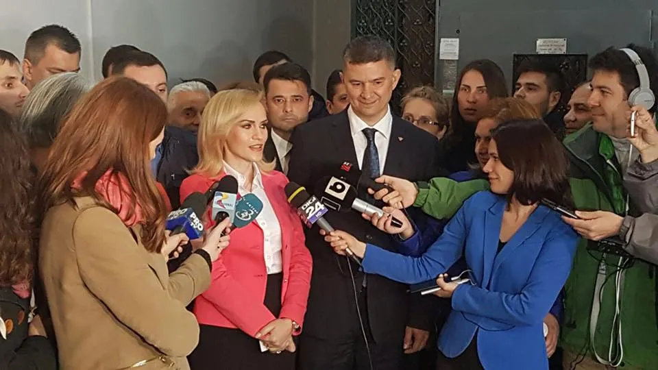 Firea: PMP a cerut un post de viceprimar. Îl aştept pe Dragnea să se întoarcă din vacanţă