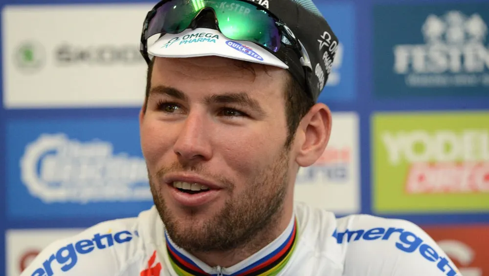 Turul Franței: Mark Cavendish a câștigat prima etapă și îmbracă tricoul galben