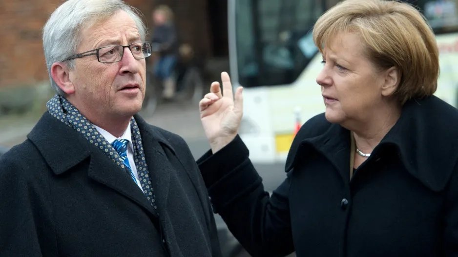 Conflictul pentru redefinirea UE. Berlinul respinge federalizarea. Merkel vrea plecarea lui Juncker