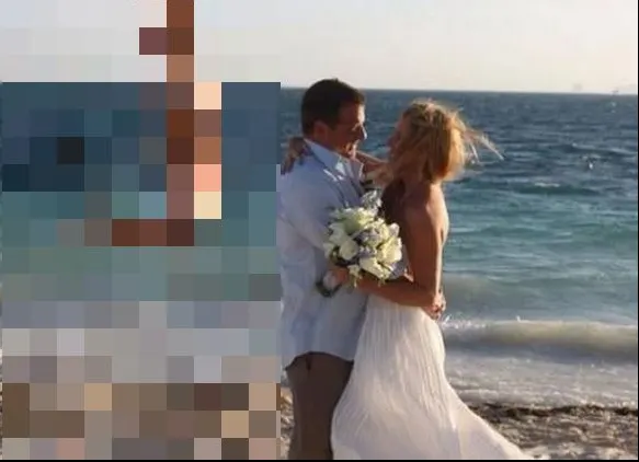 Au făcut şedinţa foto de la nuntă la mare. Mireasa a PLÂNS! A văzut ce era în spate. A stricat tot
