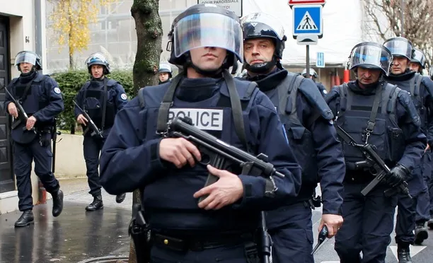 Răsturnare de situație în cazul atentatelor de la Paris. "Au fost lăsați să facă ce vor"