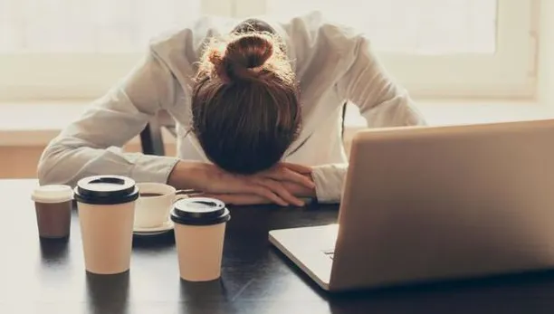 De ce această companie îşi plăteşte angajaţii să doarmă