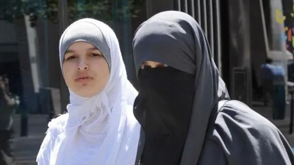 Austria pregăteşte interzicerea vălului musulman