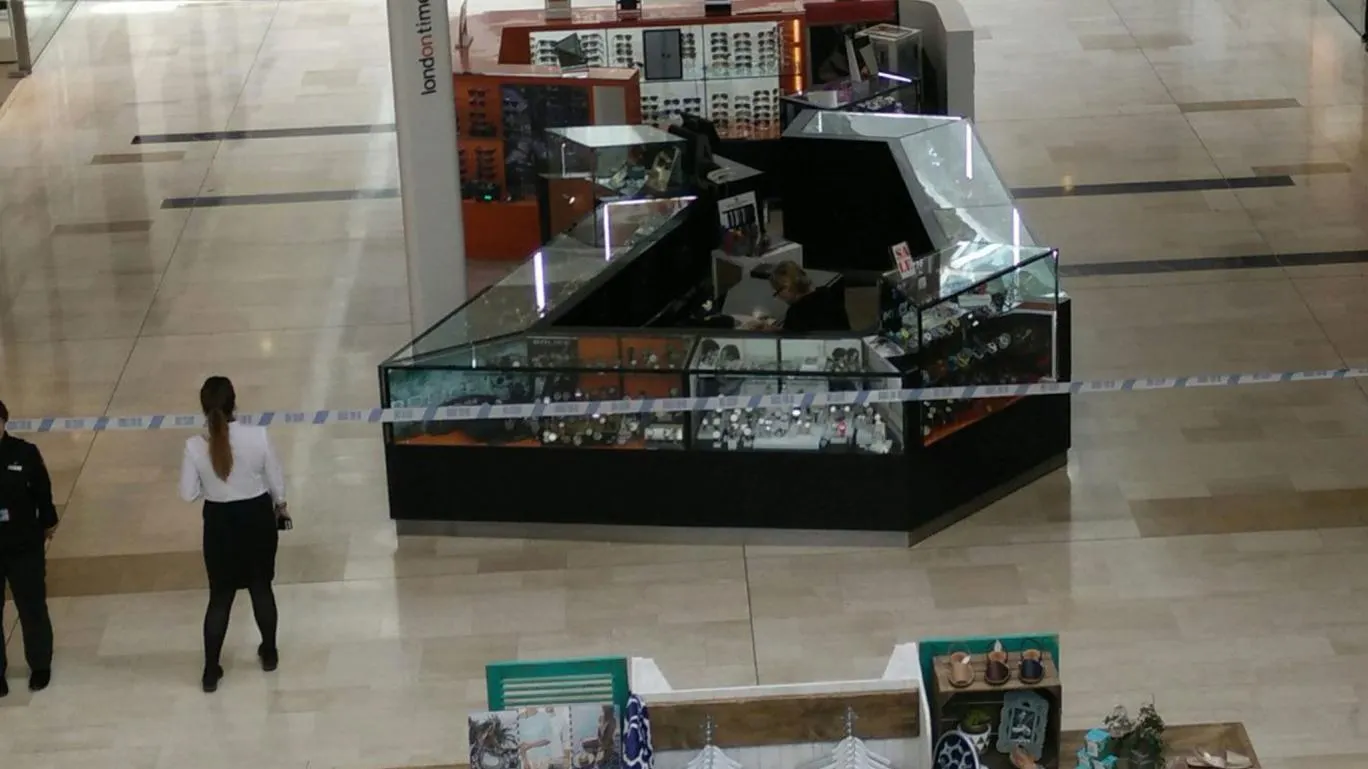 Atac la mall