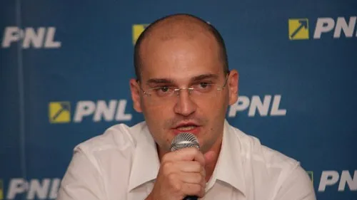 Liberalii l-au reales în funcţie pe preşedintele PNL sector 3