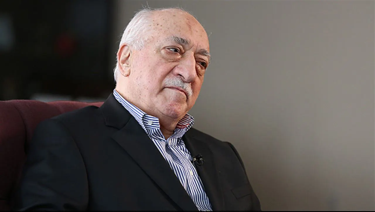 Procurorii turci cer două sentinţe pe viaţă şi 1.900 de ani de închisoare pentru Fethullah Gulen