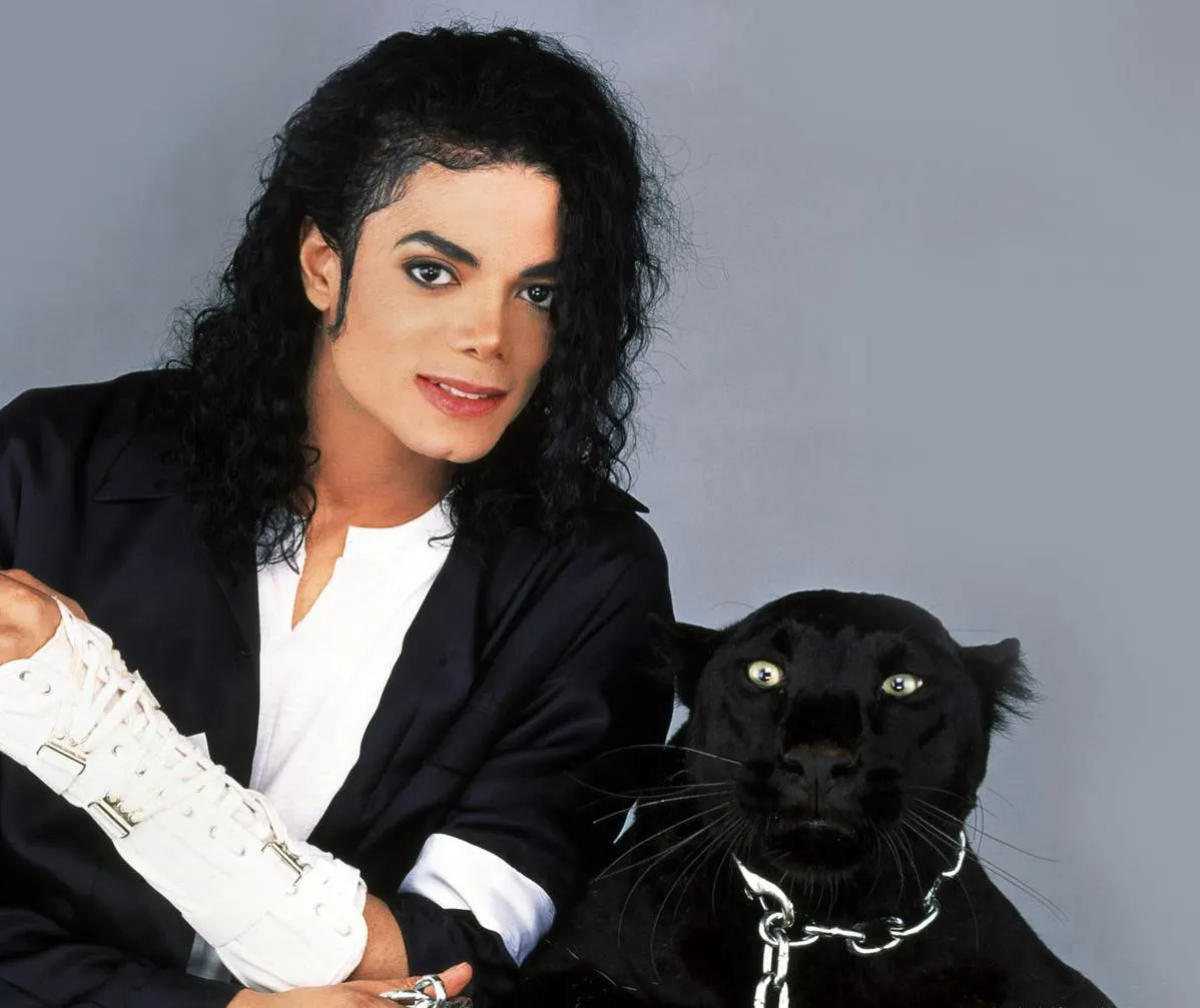 King of Pop, Michael Jackson, ar fi implinit astăzi 58 de ani. Amănunte neştiute despre viaţa lui