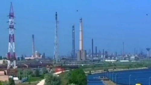 Efectul incendiului de la Petromidia. ITM verifică toate unităţile de prelucrare a ţiţeiului