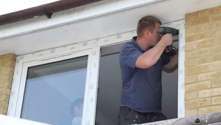 SCHIMBARE MAJORĂ pentru proprietarii de apartamente cu geamuri termopan. Amenzile, URIAŞE