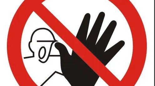 Pericolul de la tine din baie! Produsul e INTERZIS chiar dacă este folosit de milioane de oameni