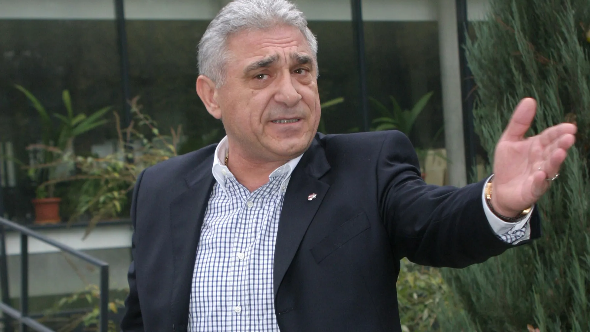 Ioan Becali a fost eliberat condiţionat. Decizia este definitivă