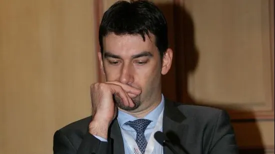 "Cancelarul multinaționalelor", puci la Palatul Victoria