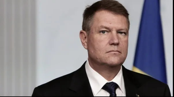 Iohannis transmite Parlamentului să ia act de demisia lui Mihai Răzvan Ungureanu