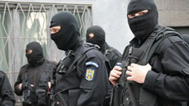 Percheziţii la Inspectoratul de Poliţie Bihor, după ce Blaga a fost audiat la DNA