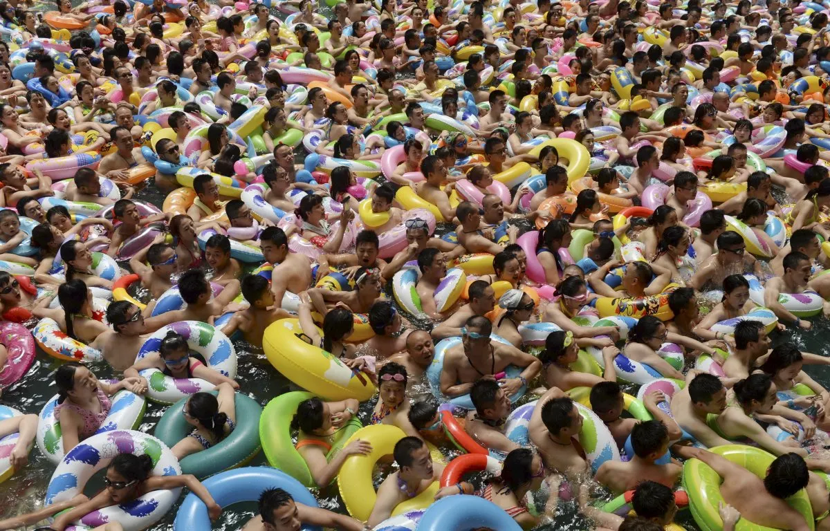 Așa arată aglomerația din China! Imagini impresionante cu mulțimile care se calcă în picioare