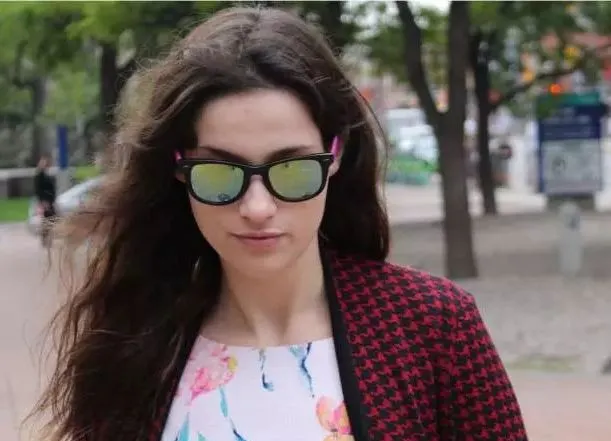 Pare o tânără fermecătoare, nu? Ea este acuzată de comiterea unor orori sexuale incredibile