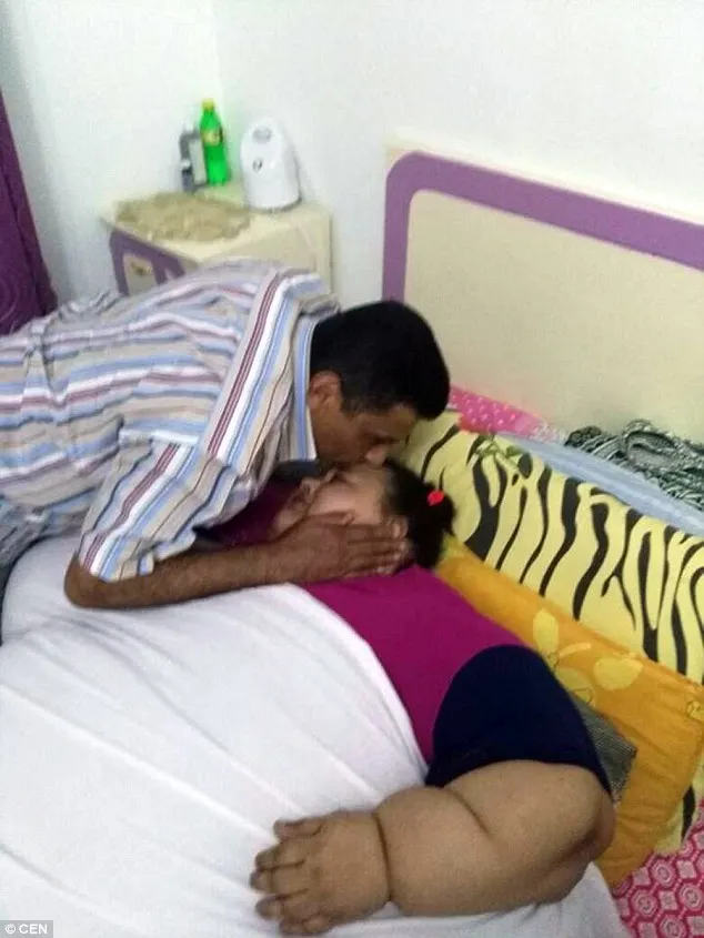 Drama celei mai grase femei din lume. N-a mai ieşit din casă de 25 de ani
