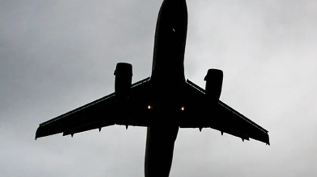 Ce s-a întâmplat, de fapt, cu avionul Blue Air care trebuia să aterizeze pe aeroportul din Catania